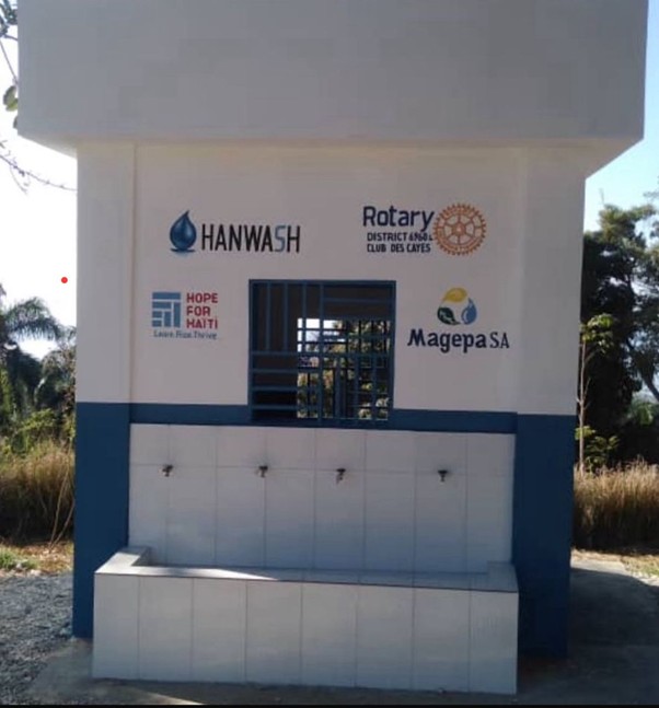 Solar Pump Kiosk System